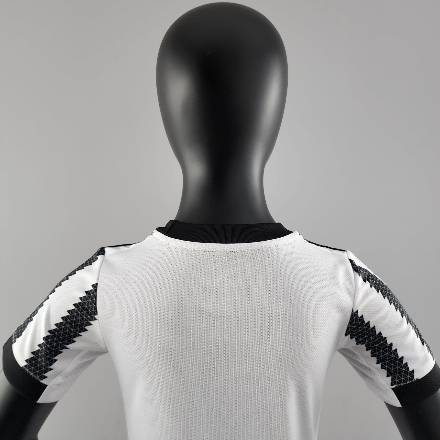 Conjunto Infantil Juventus 2022/23 - Home